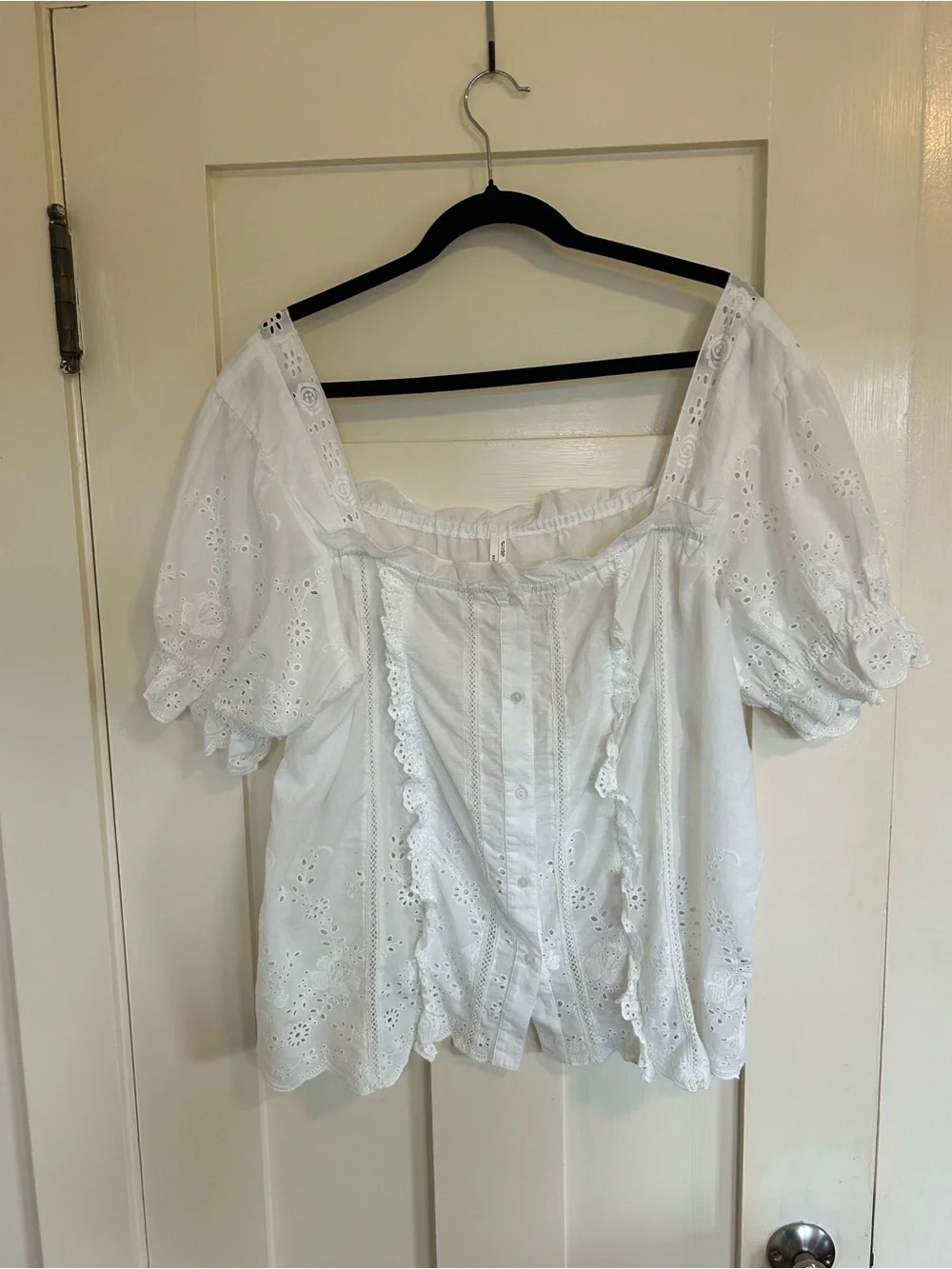 Anthropologie breathable white